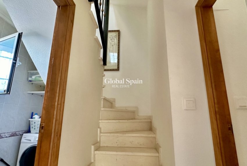 Odsprzedaż - Bliźniak -
ORIHUELA COSTA - LOS BALCONES - LOS ALTOS