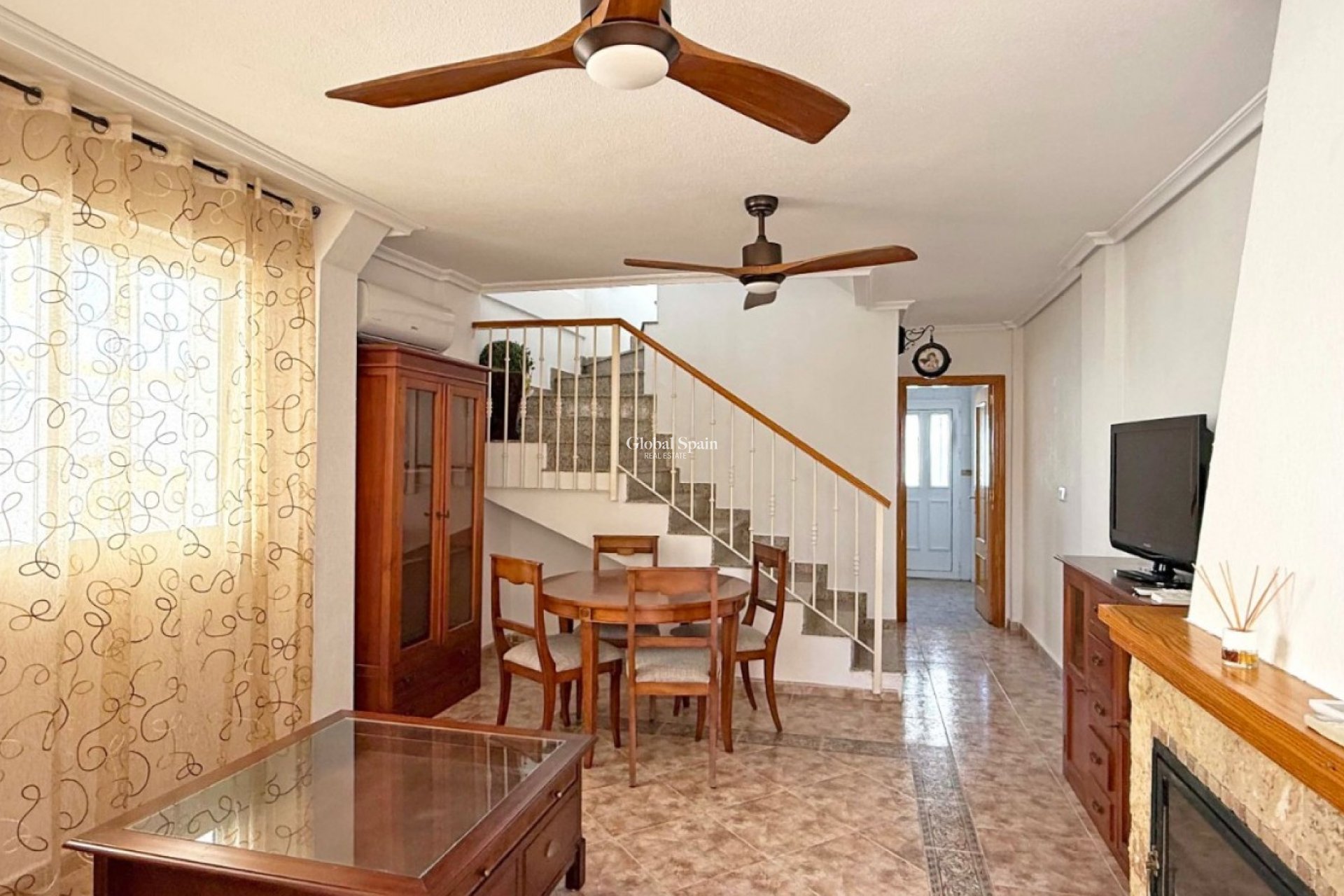 Odsprzedaż - Bliźniak -
ORIHUELA COSTA - LOS BALCONES - LOS ALTOS