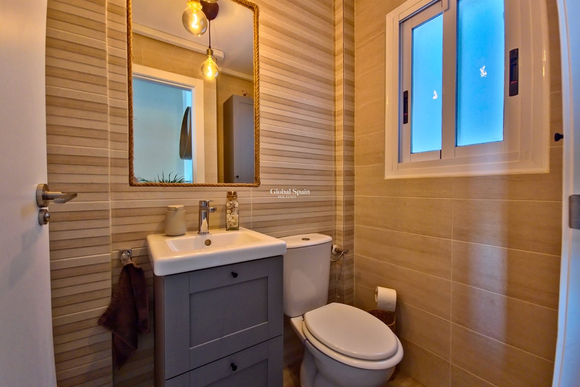 Odsprzedaż - Bliźniak -
TORREVIEJA - LOS BALCONES - LOS ALTOS