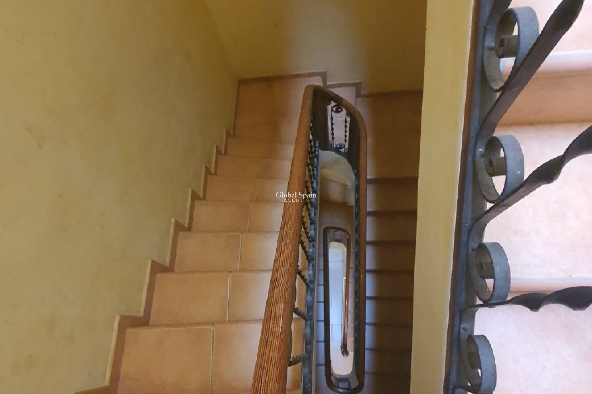 Odsprzedaż - Budynek -
ALICANTE - Casco antiguo