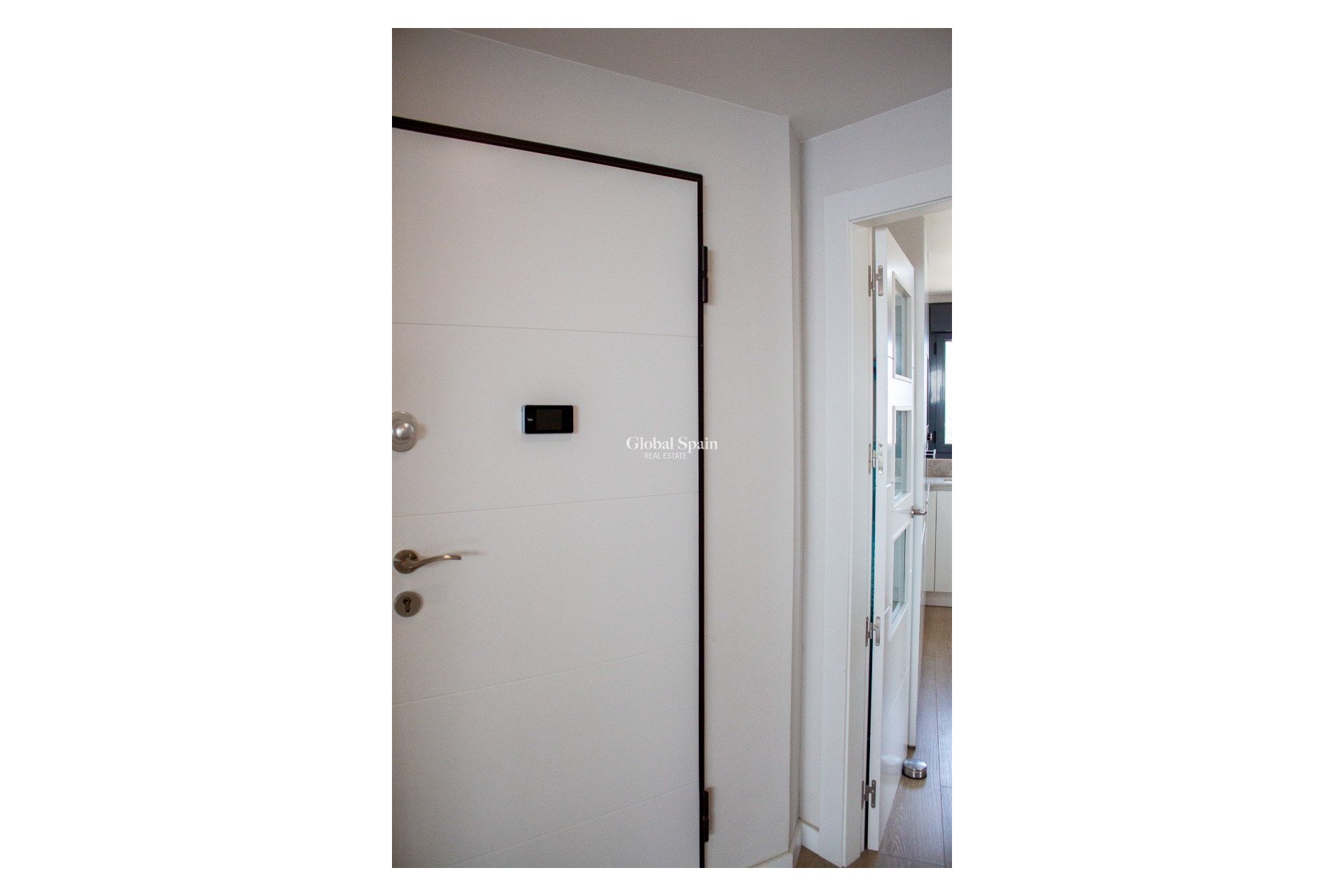 Odsprzedaż - Daszek -
Benidorm