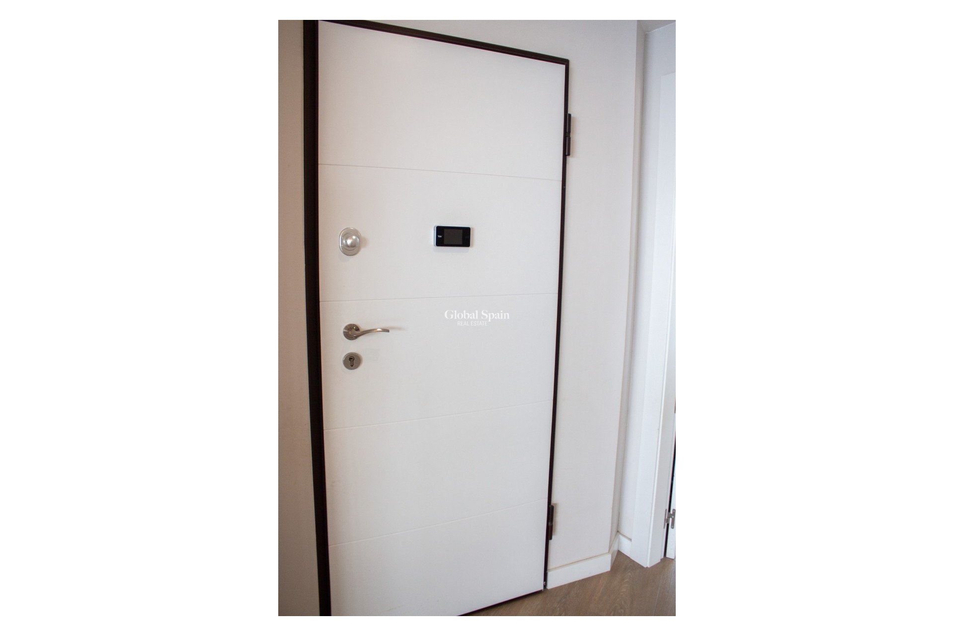 Odsprzedaż - Daszek -
Benidorm