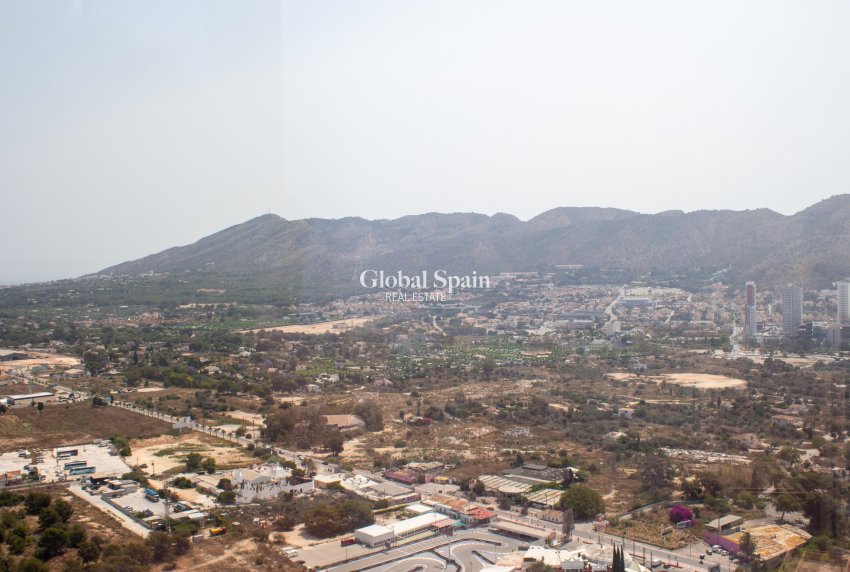 Odsprzedaż - Daszek -
Benidorm