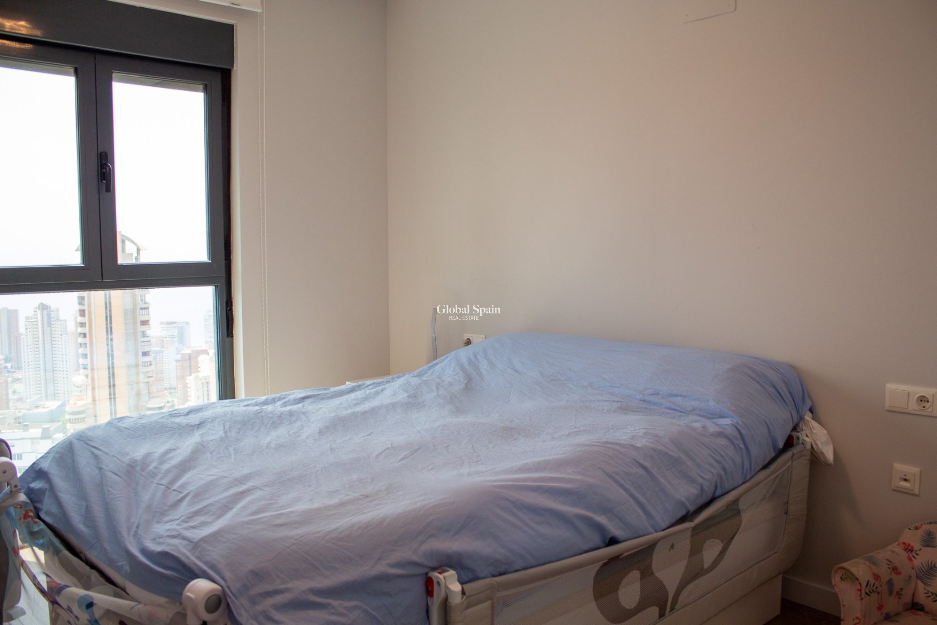 Odsprzedaż - Daszek -
Benidorm