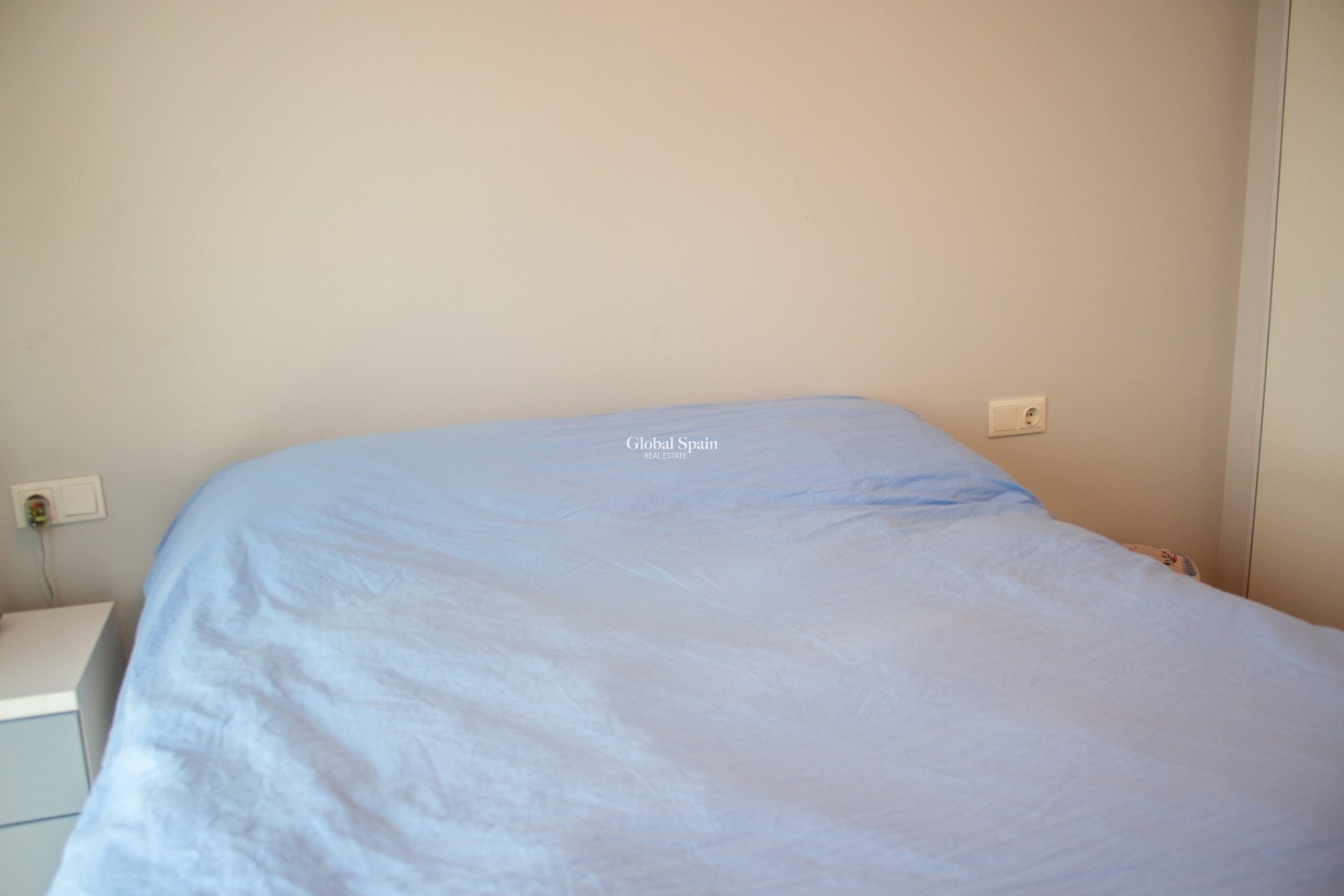 Odsprzedaż - Daszek -
Benidorm