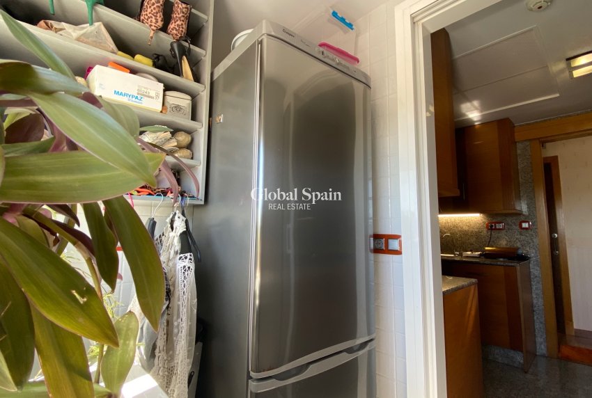 Odsprzedaż - Daszek -
GUARDAMAR DEL SEGURA