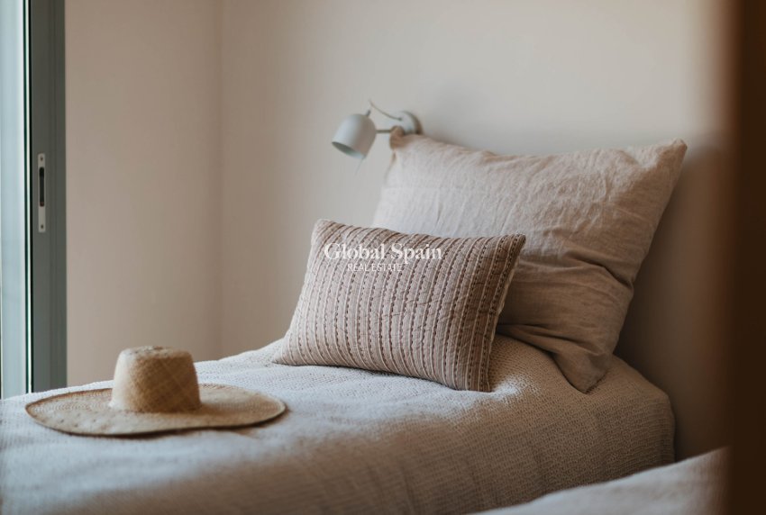 Odsprzedaż - Daszek -
Puerto Pollensa - optional location detail