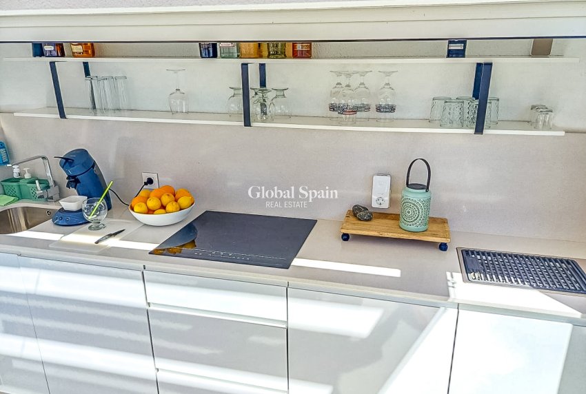 Odsprzedaż - Daszek -
SAN PEDRO DEL PINATAR - San Pedro del Pinatar