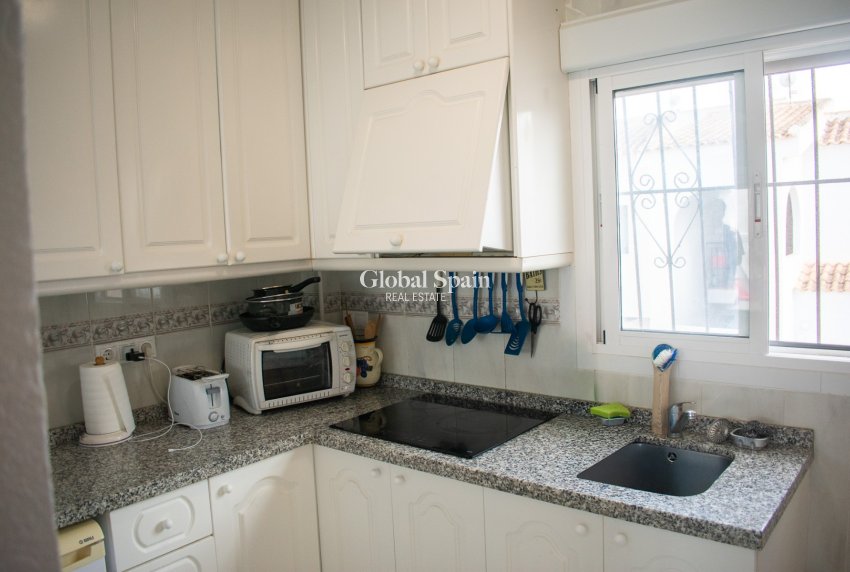 Odsprzedaż - Daszek -
TORREVIEJA - Playa De Los Náufragos