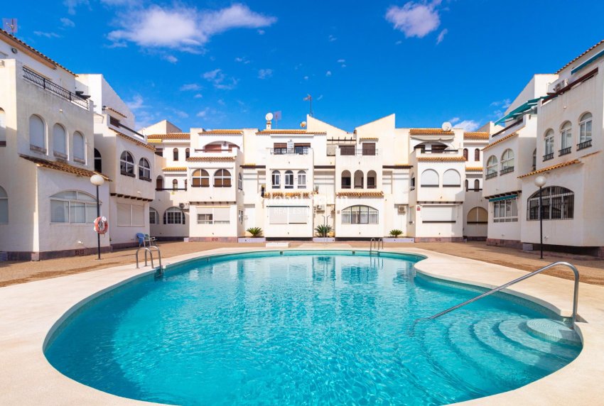 Odsprzedaż - Daszek -
TORREVIEJA - Playa de los Naufragos