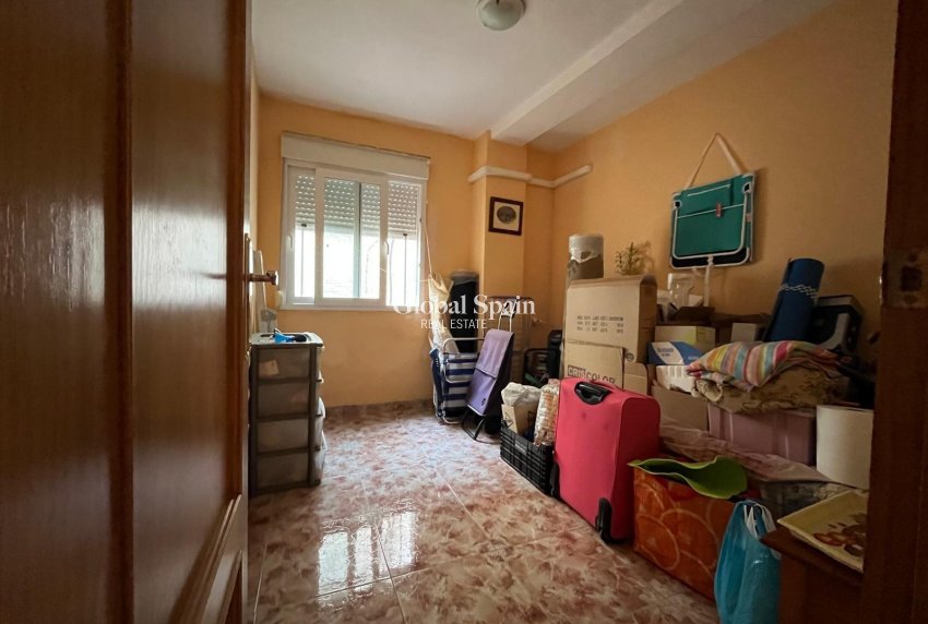 Odsprzedaż - Daszek -
TORREVIEJA - Playa del Cura