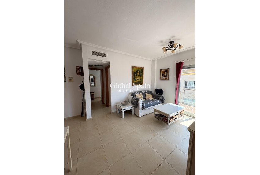 Odsprzedaż - Daszek -
TORREVIEJA - Punta Prima