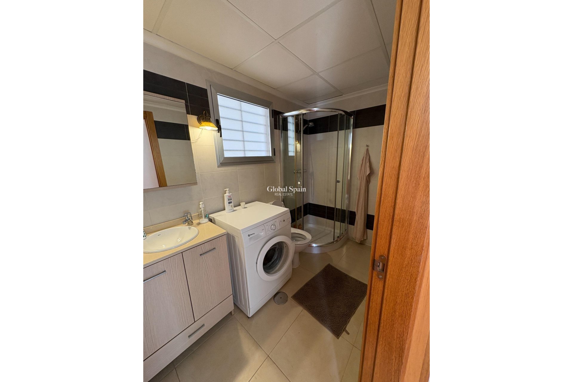 Odsprzedaż - Daszek -
TORREVIEJA - Punta Prima