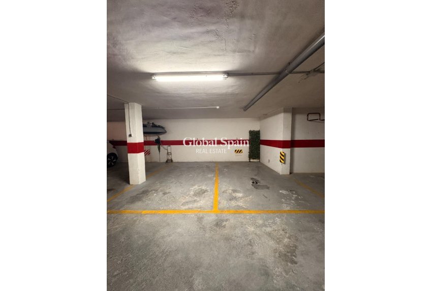 Odsprzedaż - Daszek -
TORREVIEJA - Punta Prima