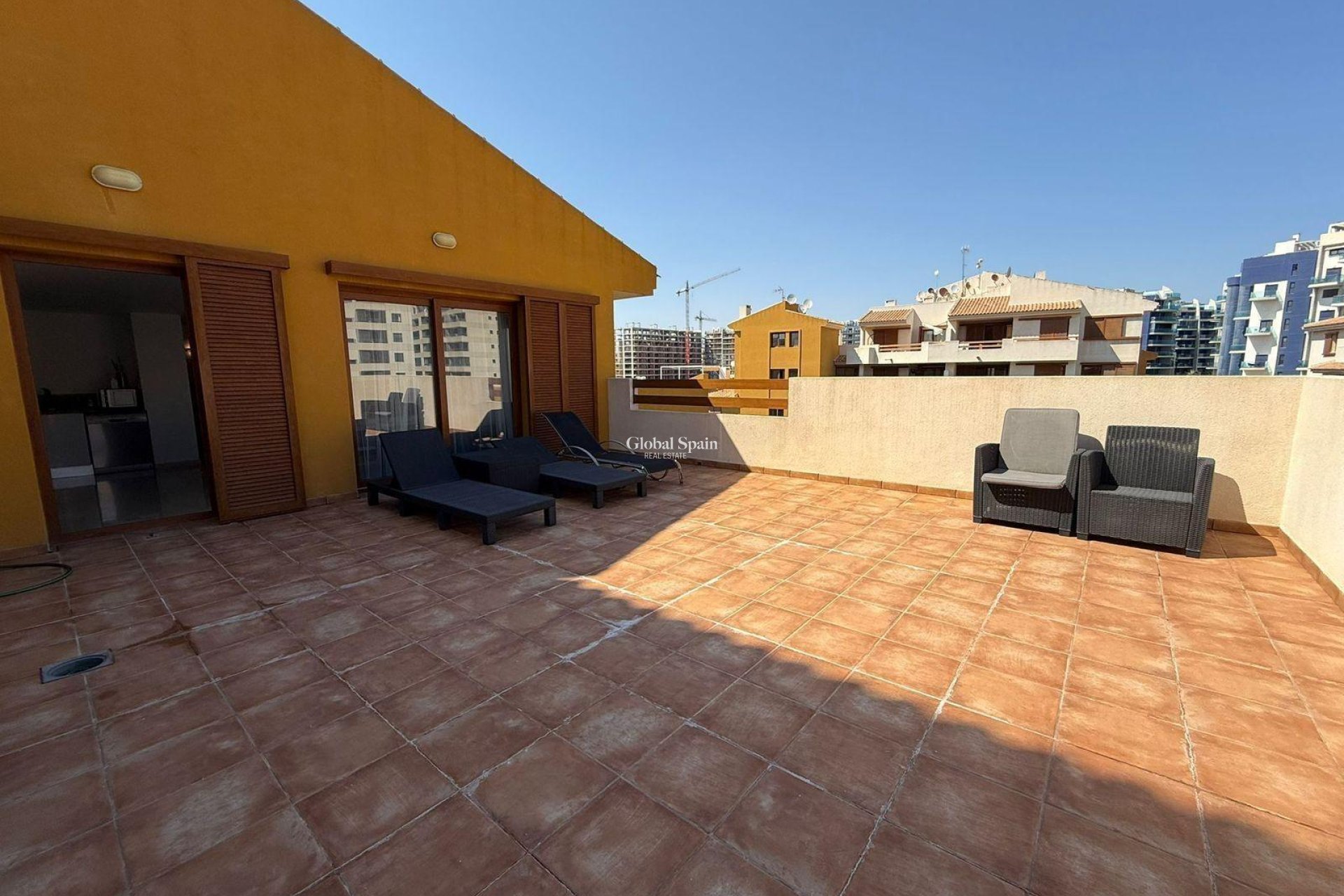 Odsprzedaż - Daszek -
TORREVIEJA - Punta Prima