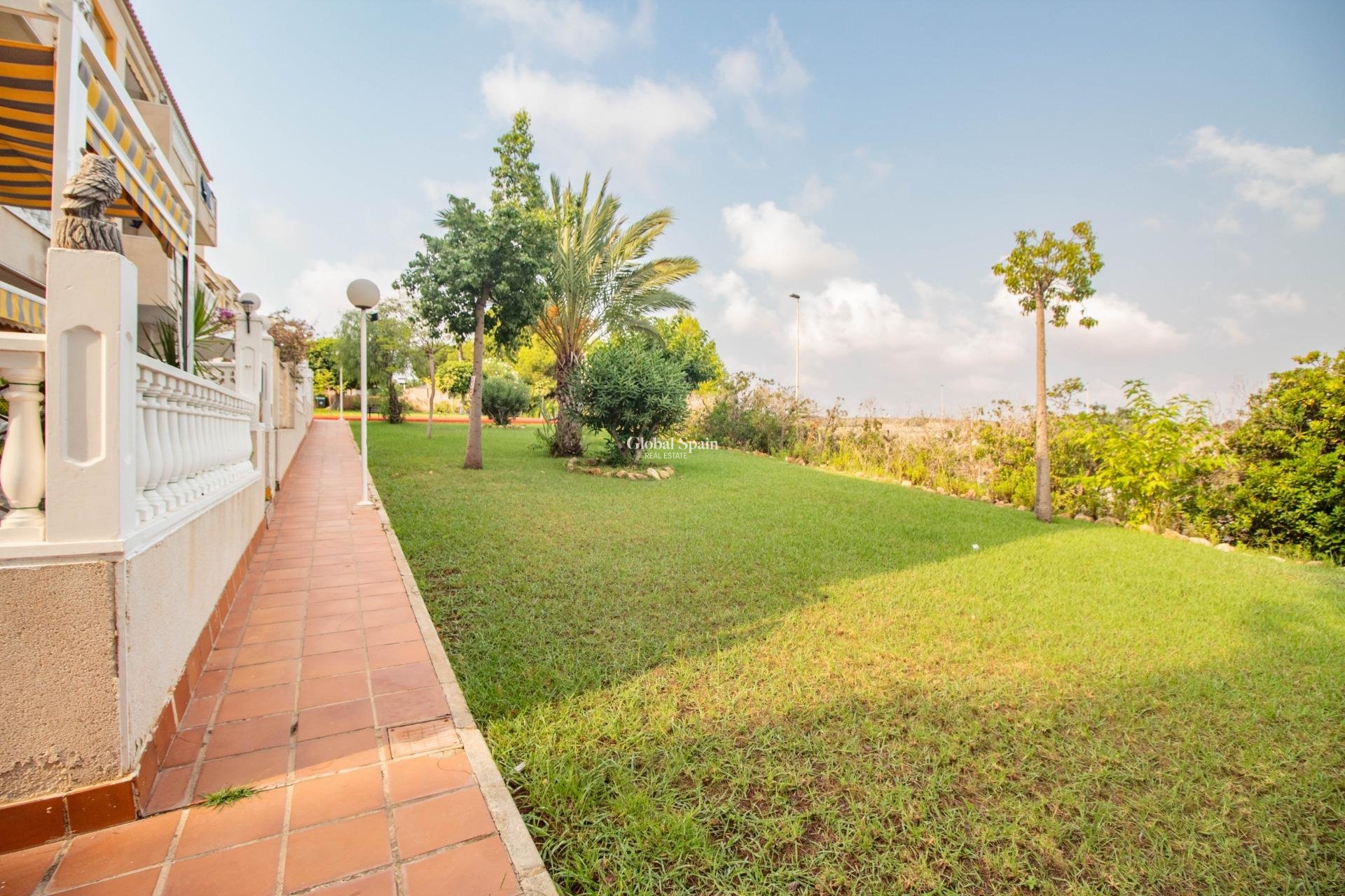 Odsprzedaż - Daszek -
TORREVIEJA - Torreblanca