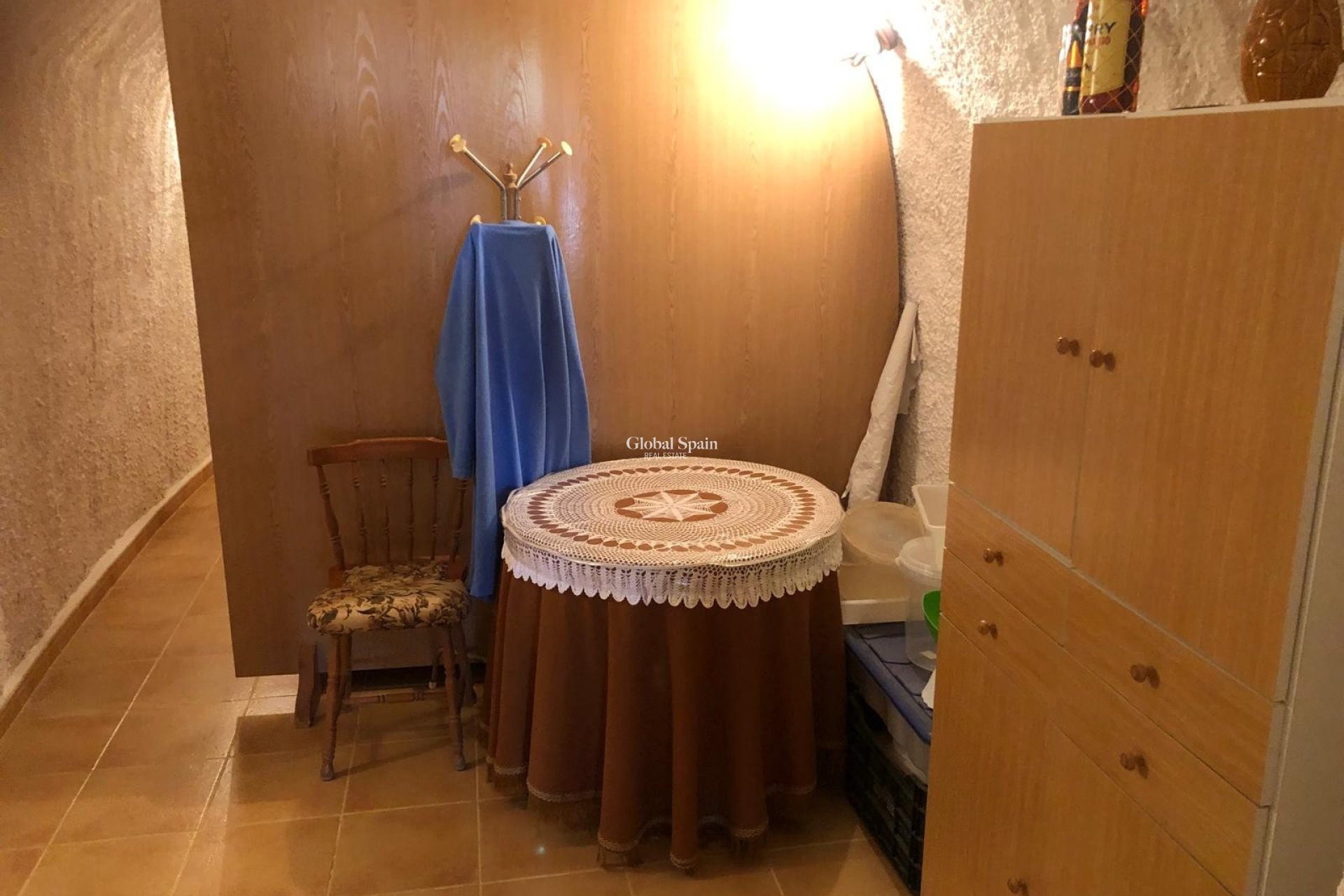 Odsprzedaż - DOM -
ABANILLA - Inland