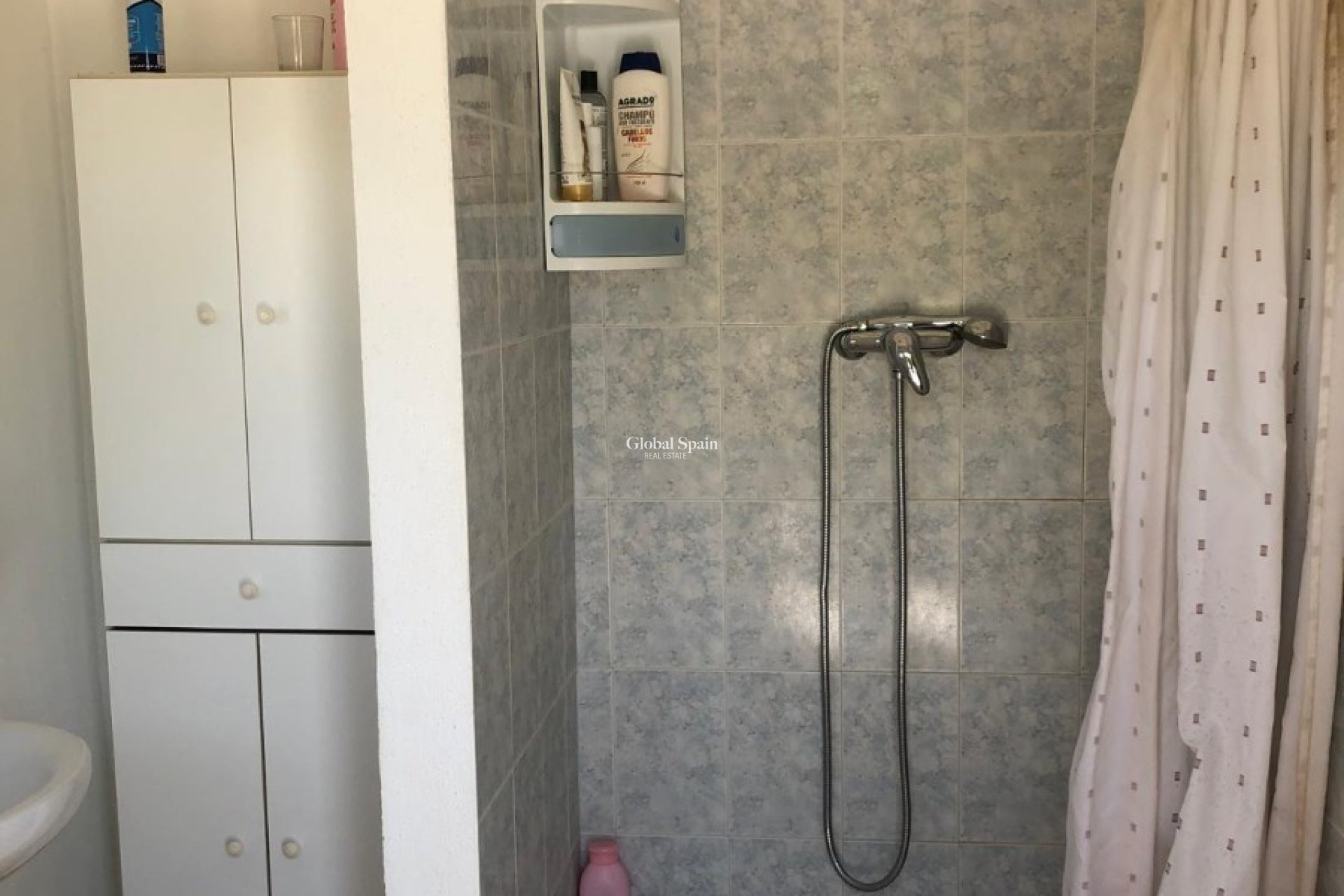 Odsprzedaż - DOM -
ABANILLA - Inland