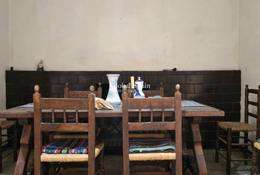 Odsprzedaż - DOM -
ALFAZ DEL PI