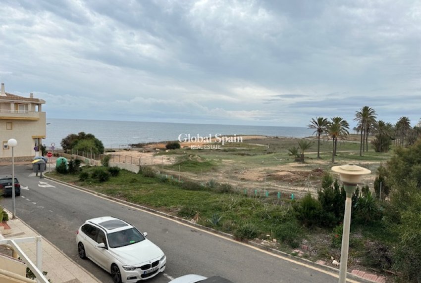 Odsprzedaż - Dom -
ALGORFA - LA FINCA GOLF / ALGORFA