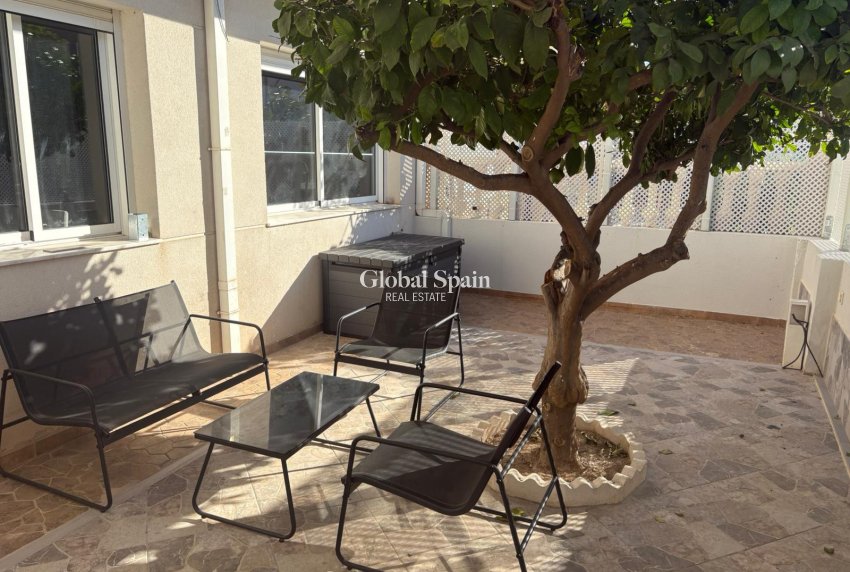 Odsprzedaż - DOM -
ALGORFA