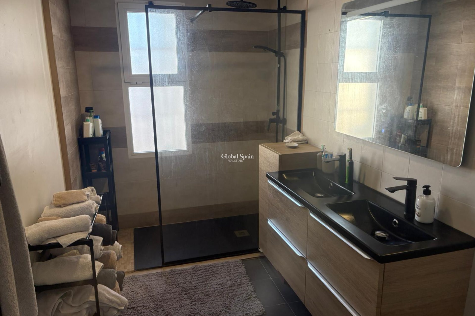 Odsprzedaż - DOM -
ALGORFA