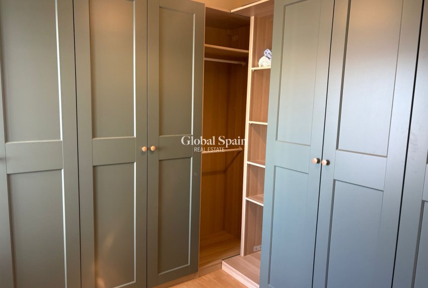 Odsprzedaż - DOM -
ALGORFA