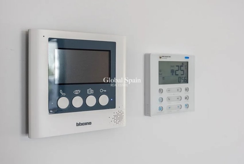 Odsprzedaż - Dom -
ALTEA