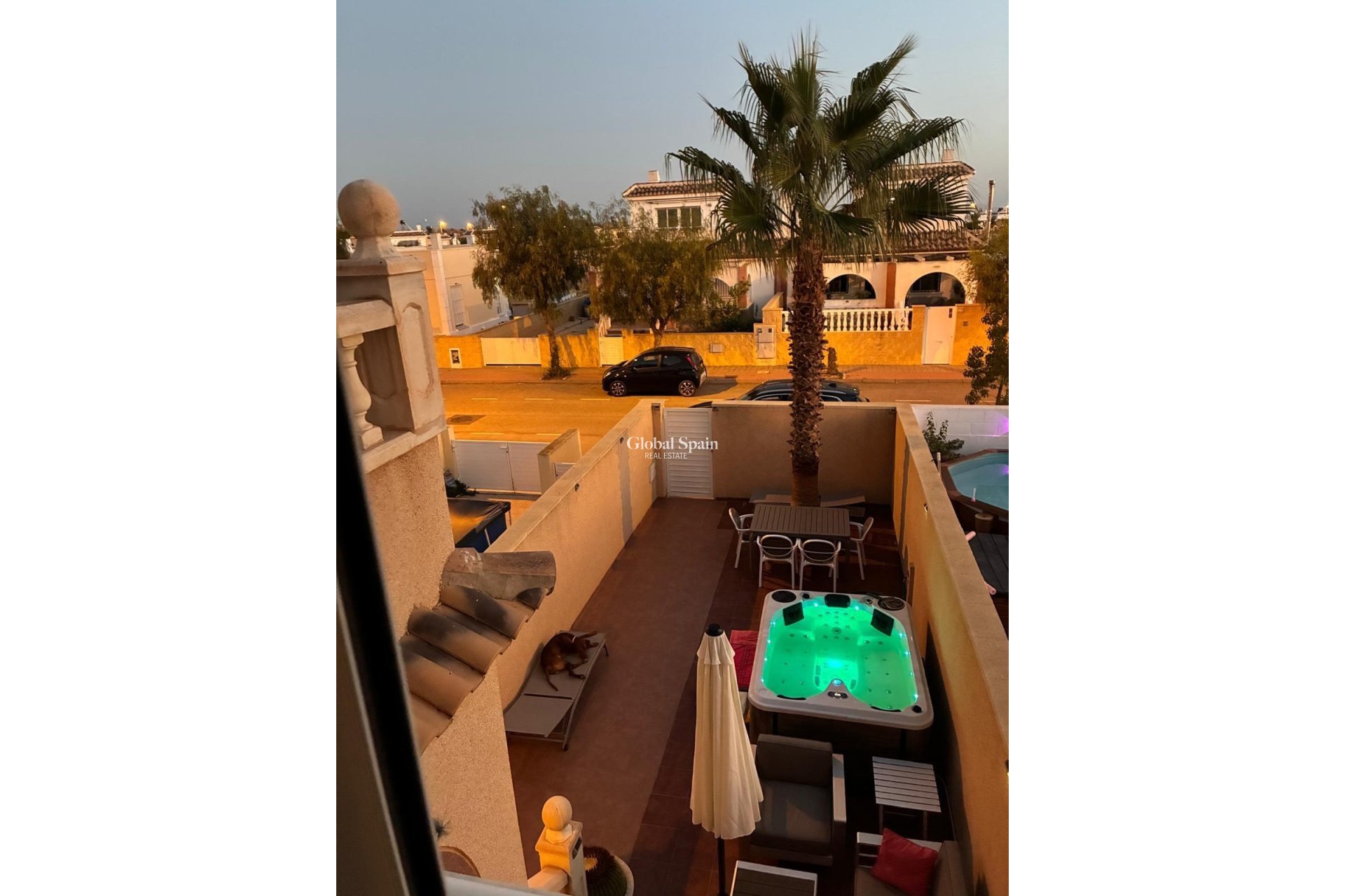 Odsprzedaż - DOM -
AVILESES - Jerónimo Y Avileses