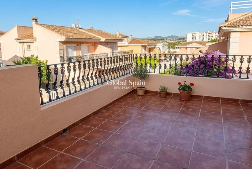 Odsprzedaż - DOM -
BENIDORM - Rincón de Loix