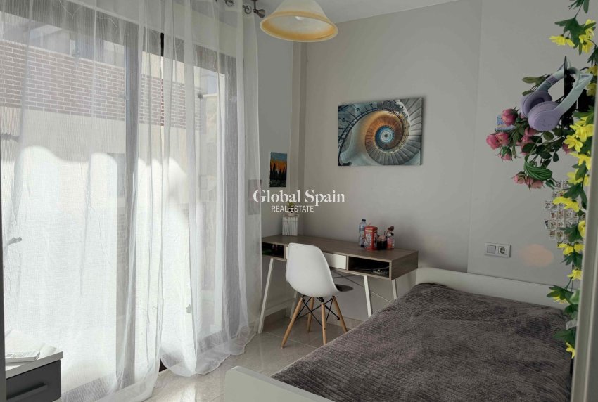 Odsprzedaż - DOM -
CABO ROIG - Costa Blanca