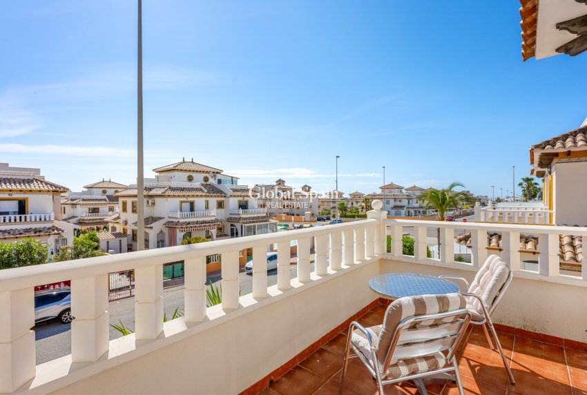 Odsprzedaż - DOM -
CABO ROIG - Costa Blanca