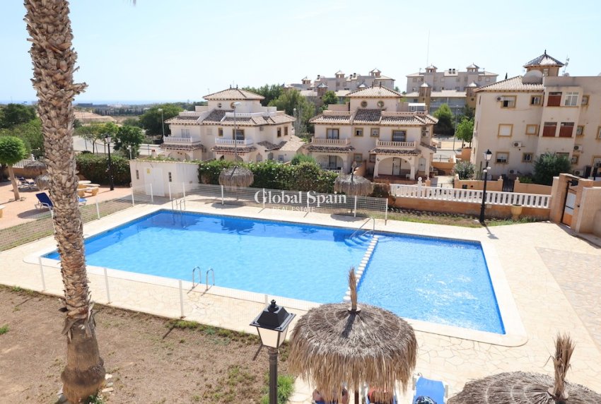 Odsprzedaż - Dom -
CABO ROIG - Lomas de Cabo Roig