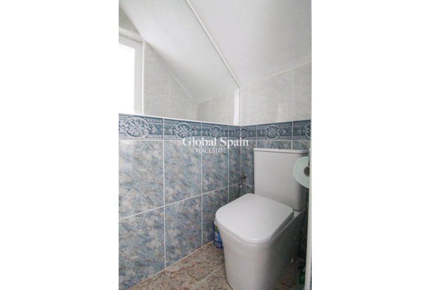 Odsprzedaż - Dom -
CABO ROIG