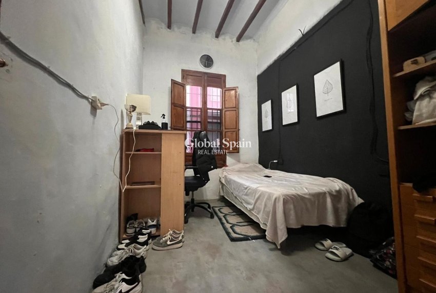 Odsprzedaż - DOM -
CALLOSA D'EN SARRIÀ - Callosa De Ensarrià