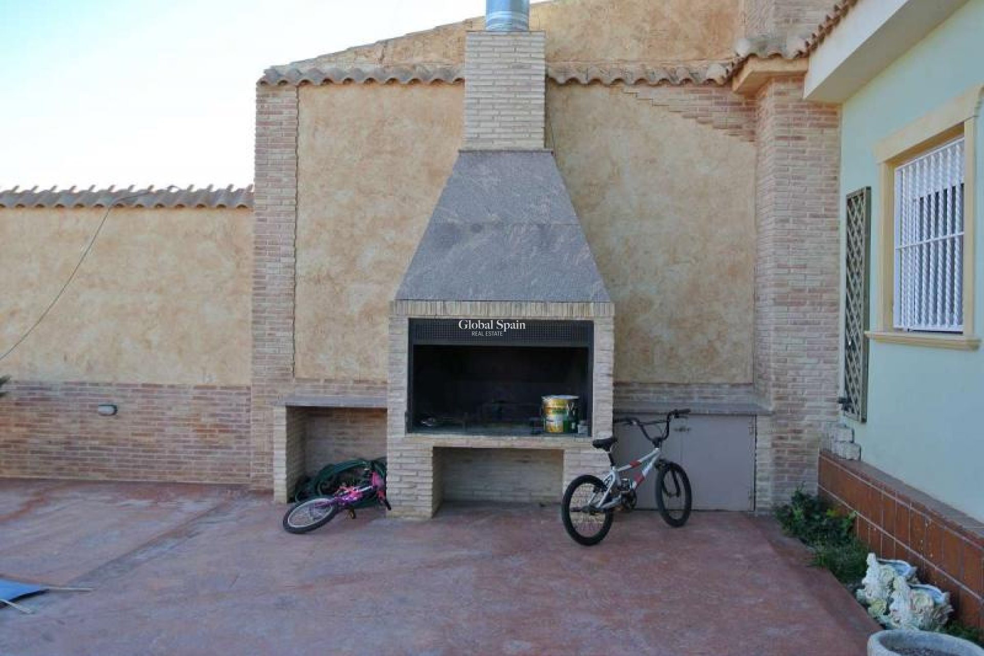 Odsprzedaż - DOM -
CAÑADA DE LA LEÑA - Inland