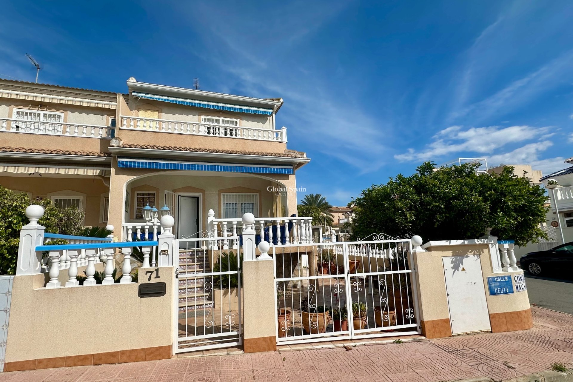 Odsprzedaż - DOM -
CIUDAD QUESADA