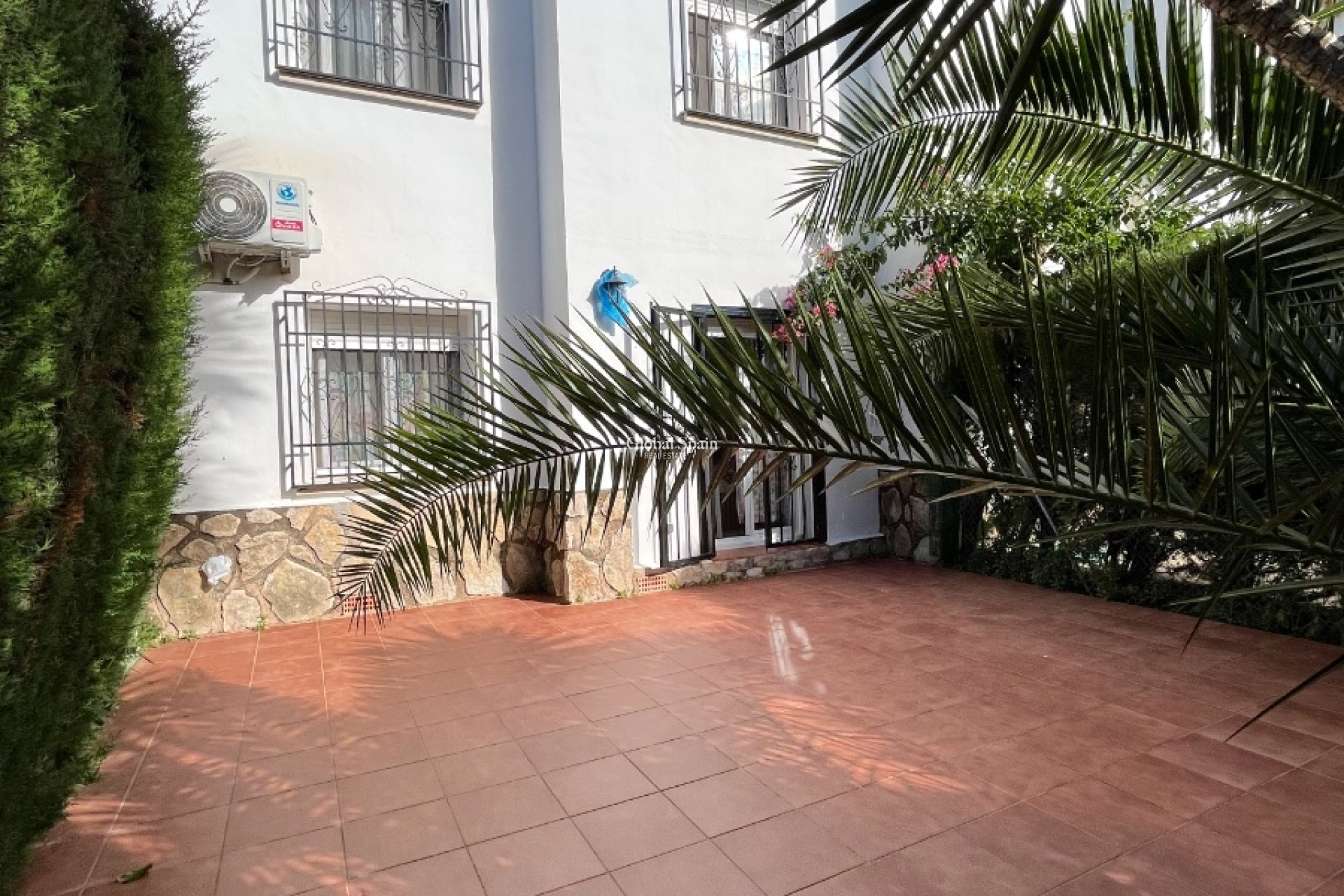 Odsprzedaż - DOM -
DENIA - Les Marines - Las Marinas