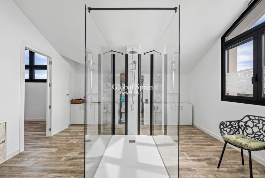 Odsprzedaż - DOM -
EL ESPARRAGAL - Inland