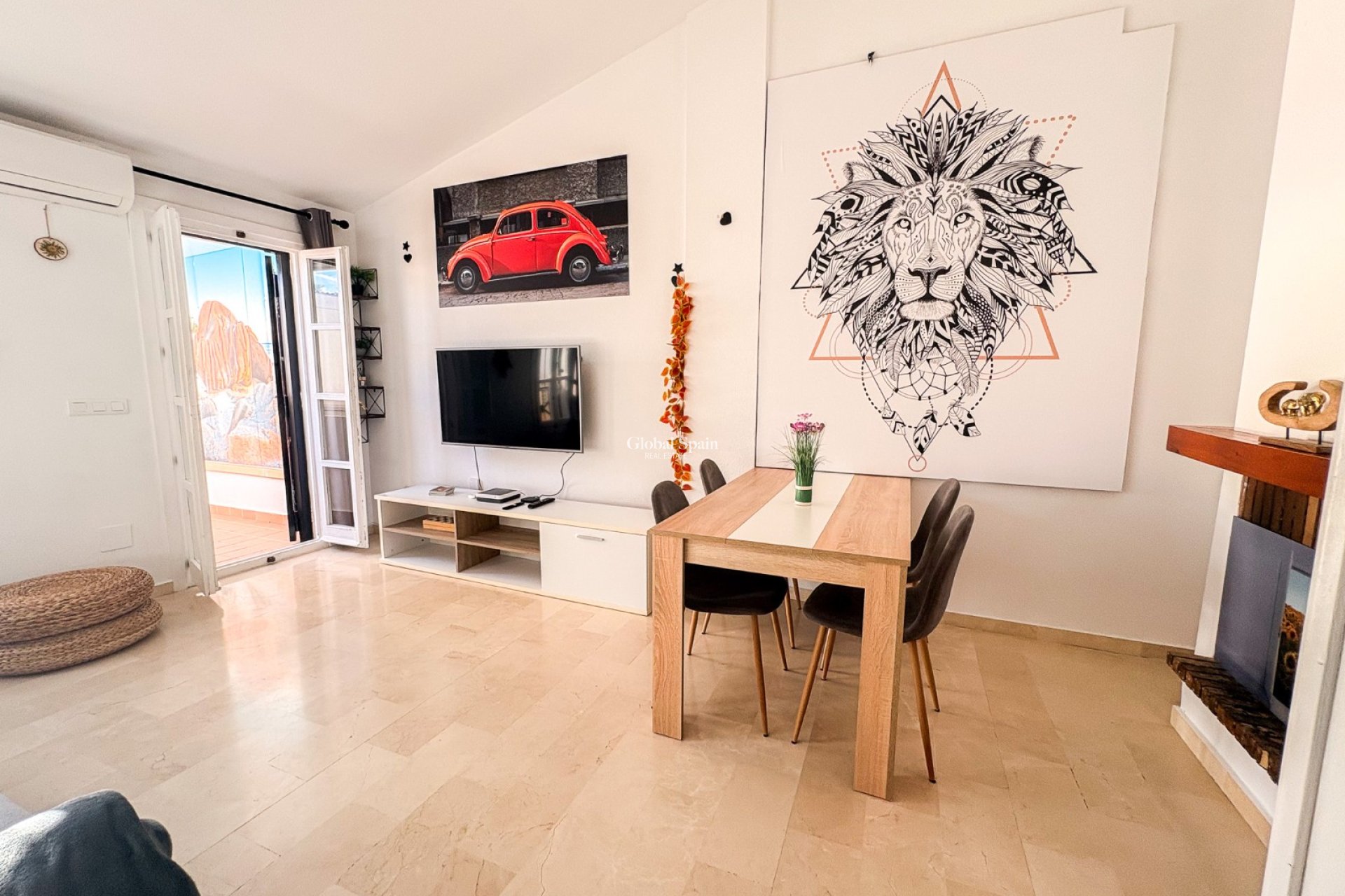 Odsprzedaż - DOM -
FINESTRAT