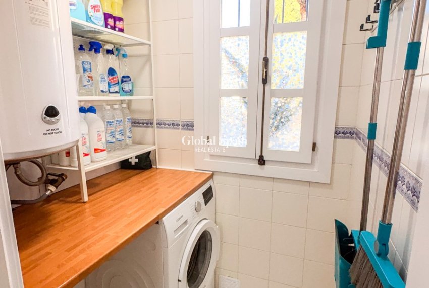 Odsprzedaż - DOM -
FINESTRAT