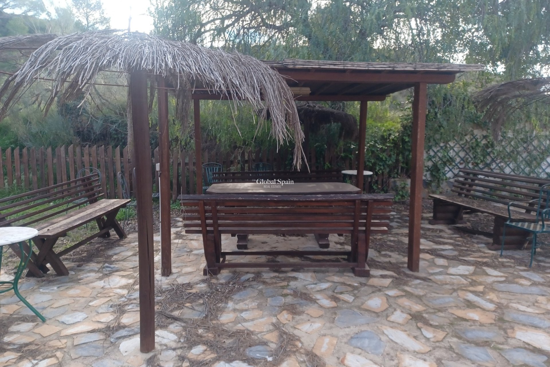 Odsprzedaż - DOM -
GEA Y TRUYOLS - Inland