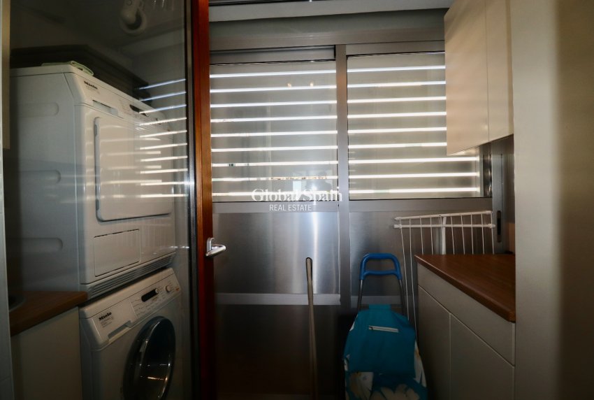 Odsprzedaż - Dom -
GUARDAMAR DEL SEGURA