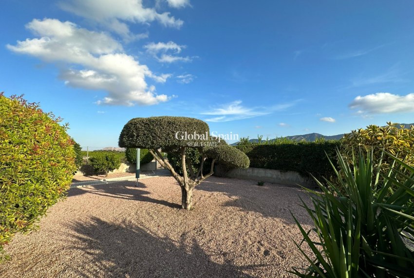 Odsprzedaż - DOM -
LA MATANZA - La Matanza