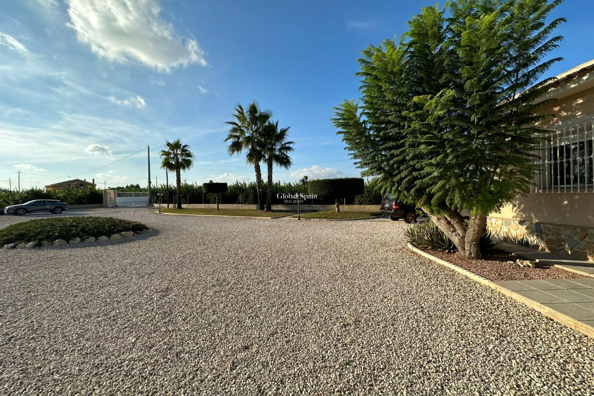 Odsprzedaż - DOM -
LA MATANZA - La Matanza