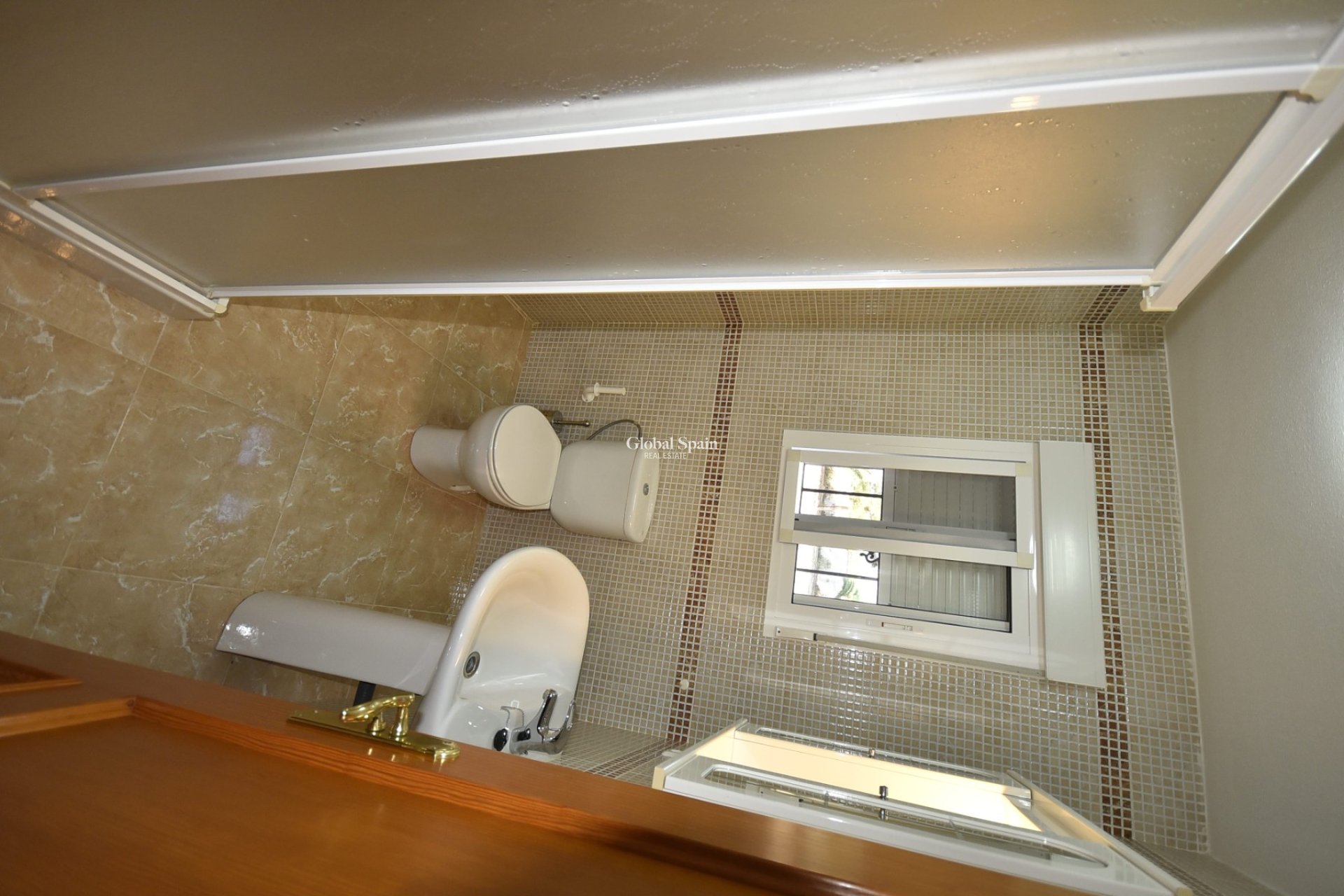 Odsprzedaż - DOM -
LA MATANZA - La Matanza