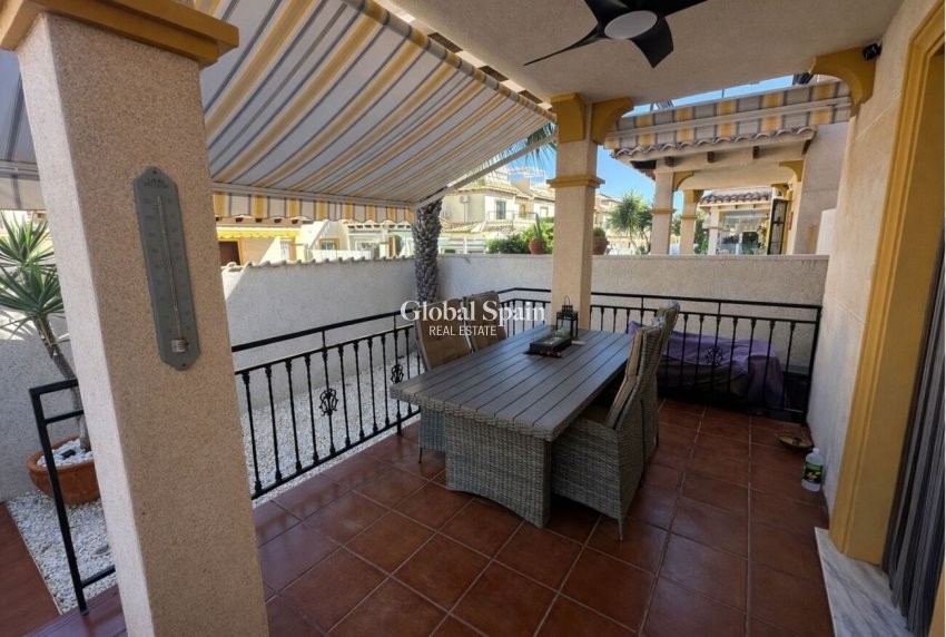 Odsprzedaż - DOM -
LA ZENIA - Costa Blanca