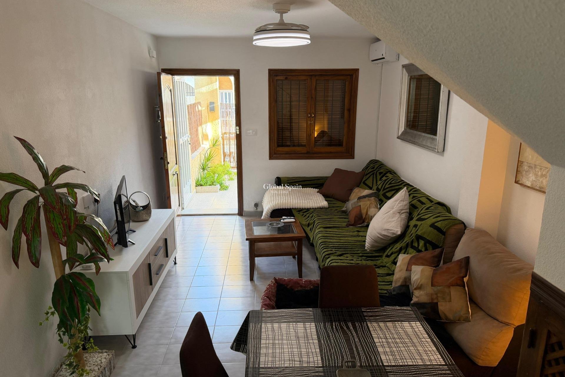 Odsprzedaż - DOM -
LO PAGÁN - La Puntica