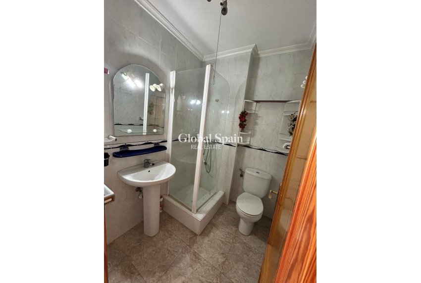 Odsprzedaż - DOM -
LOS ALCÁZARES