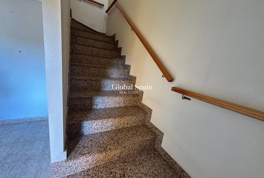 Odsprzedaż - DOM -
LOS ALCÁZARES